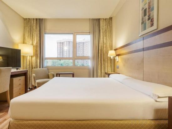 Фото Hotel Ilunion Pio XII