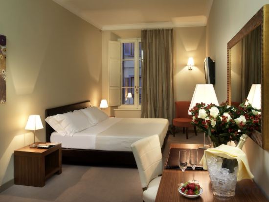 Фото Sina Maria Luigia