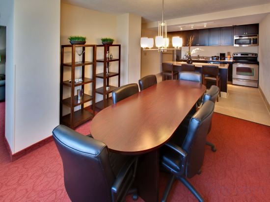 Фото The Rewind West Des Moines, Tapestry Collection by Hilton