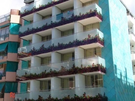 Фото Hotel Oasis Plaza