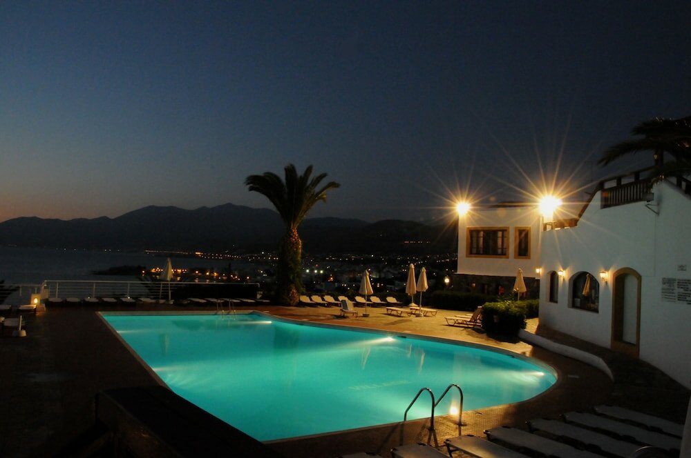 Фото Hersonissos Village