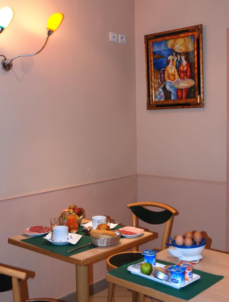 Фото Hotel Transcontinental