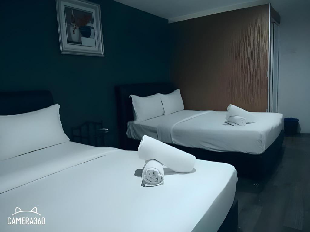 Фото 33 Star Hotel by The Sqwhere