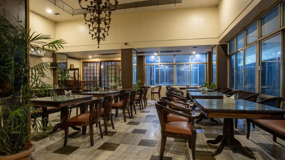 Фото Hotel Woodlands