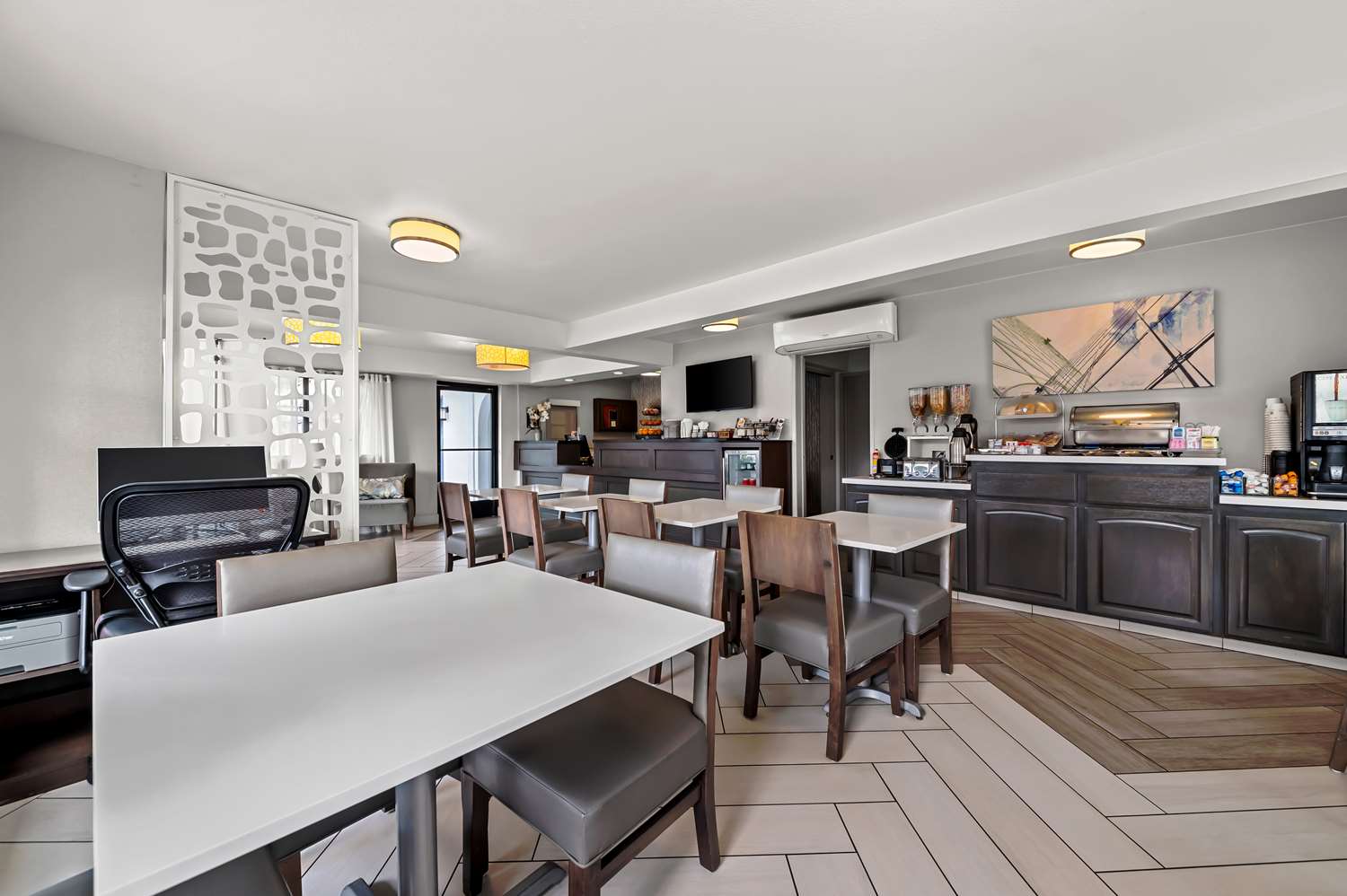 Фото Best Western Los Alamitos Inn & Suites