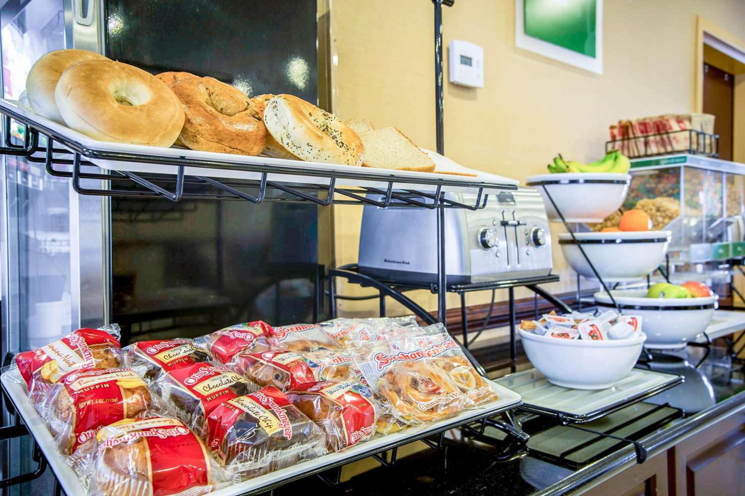 Фото Comfort Inn & Suites