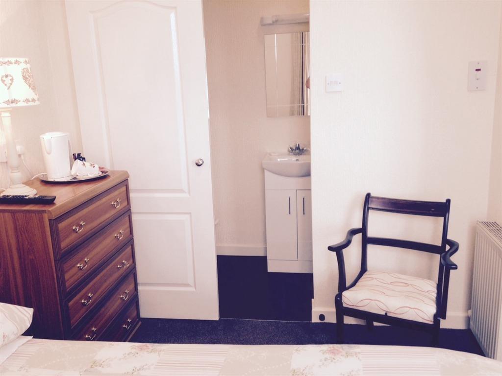 Фото Hazelgrove Guest House