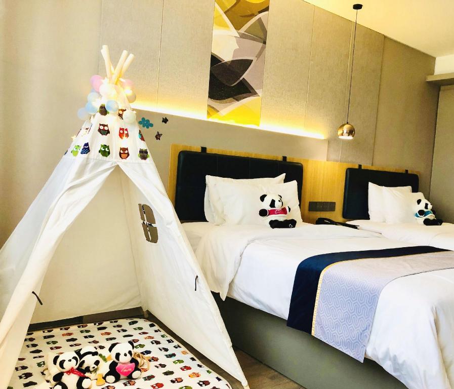 Фото Homeinn Selected Hotel Chengdu Panda Base Zoo Subway Station