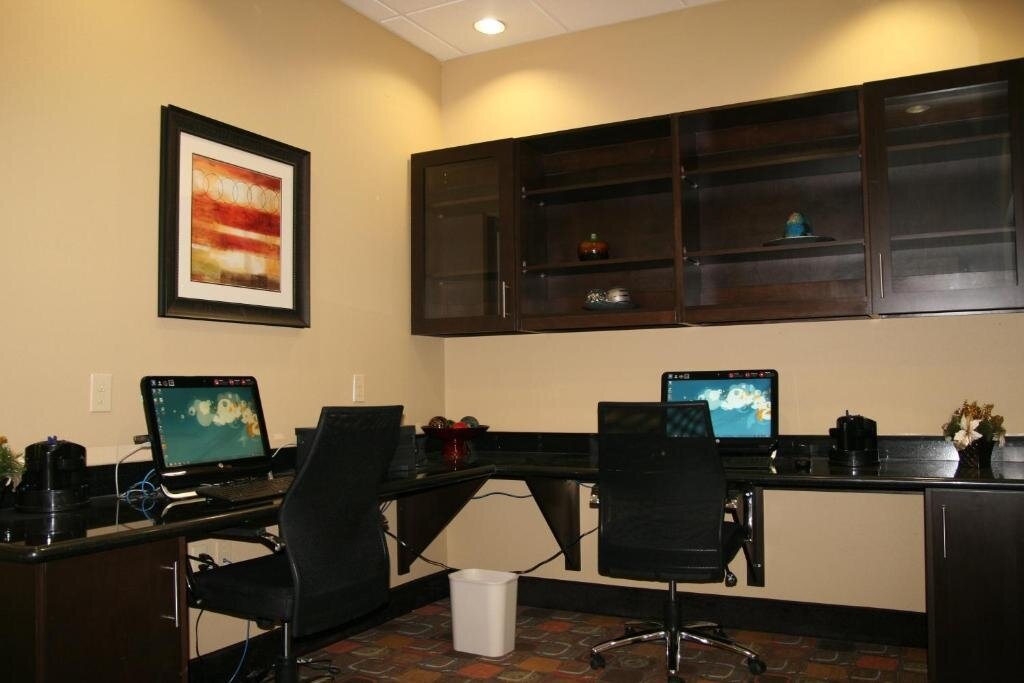 Фото Holiday Inn Express and Suites George West, an Ihg Hotel