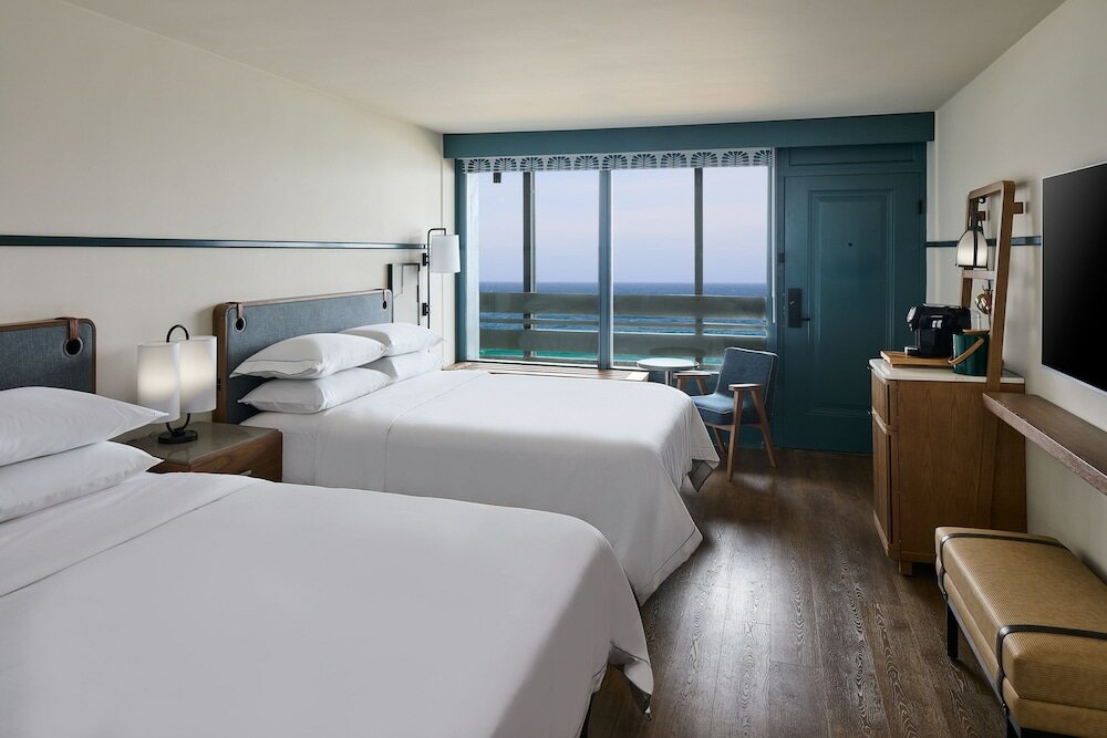 Фото Отель Monterey Beach