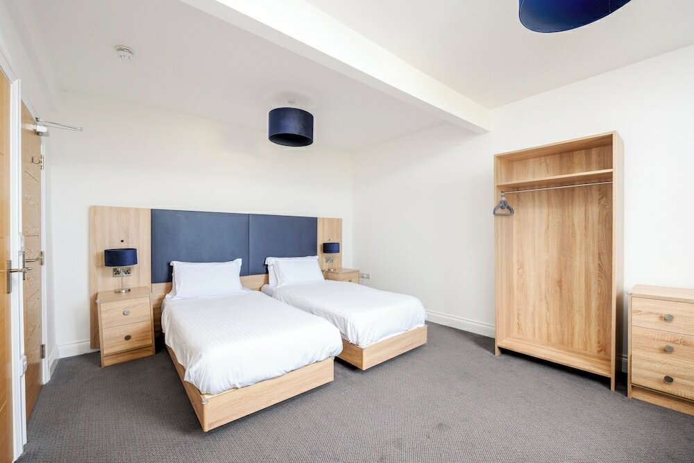 Фото The Esplanade Hotel