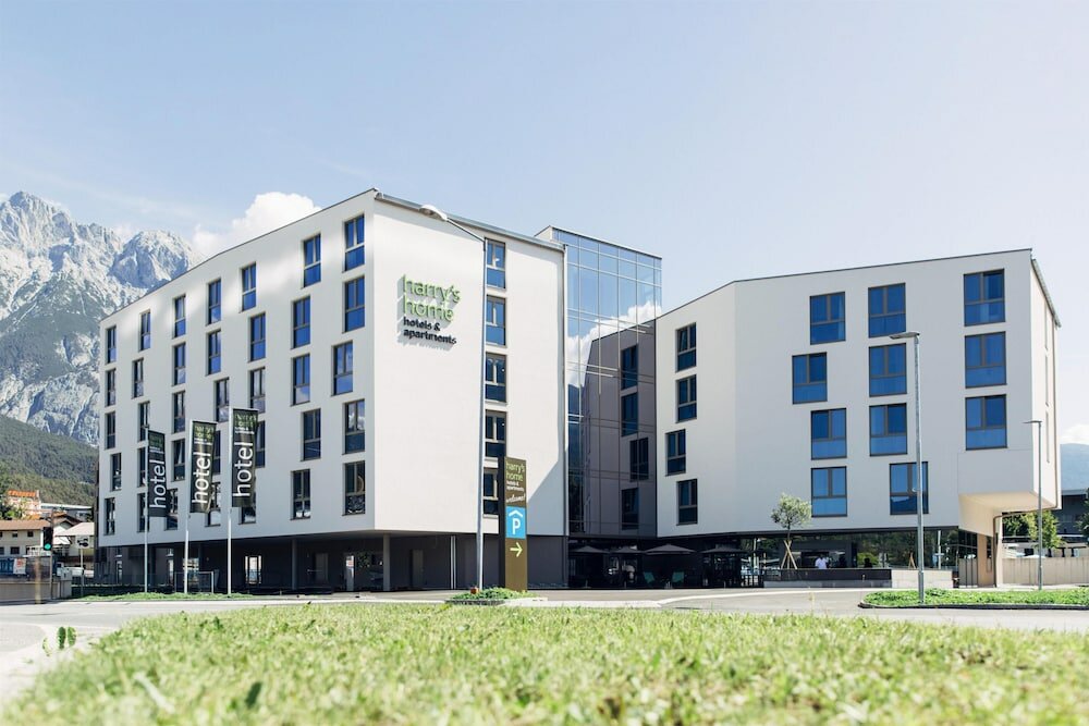 Фото Harry's Home Hotel & Apartments