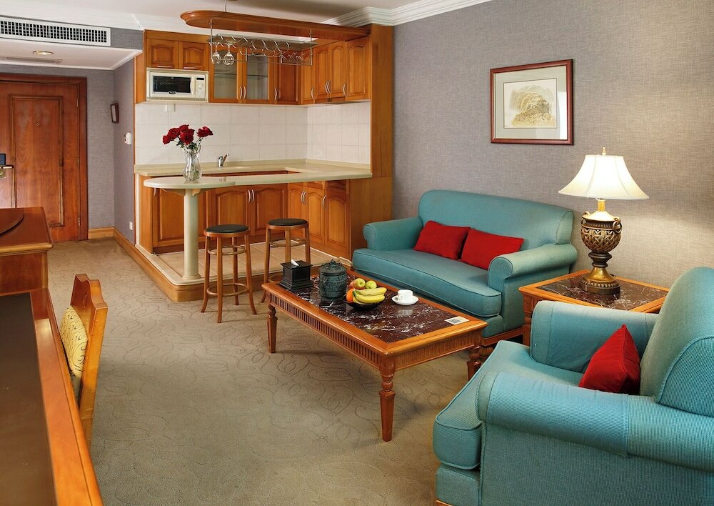 Фото Grand Noble Hotel