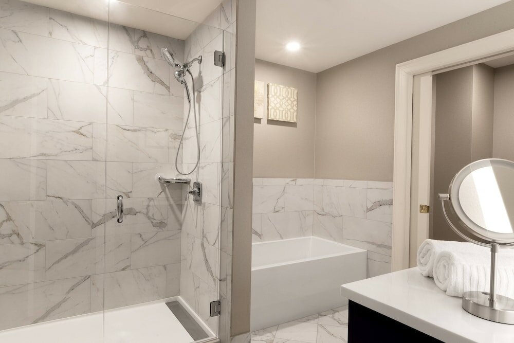 Фото Hotel Saint Louis, Autograph Collection
