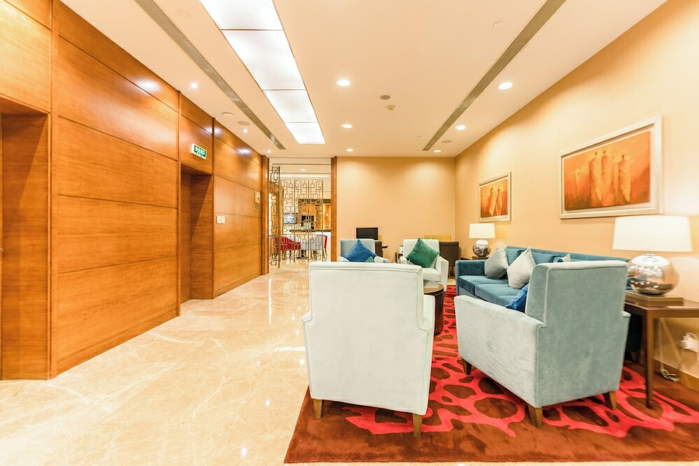 Фото Oakwood Residence Shanghai