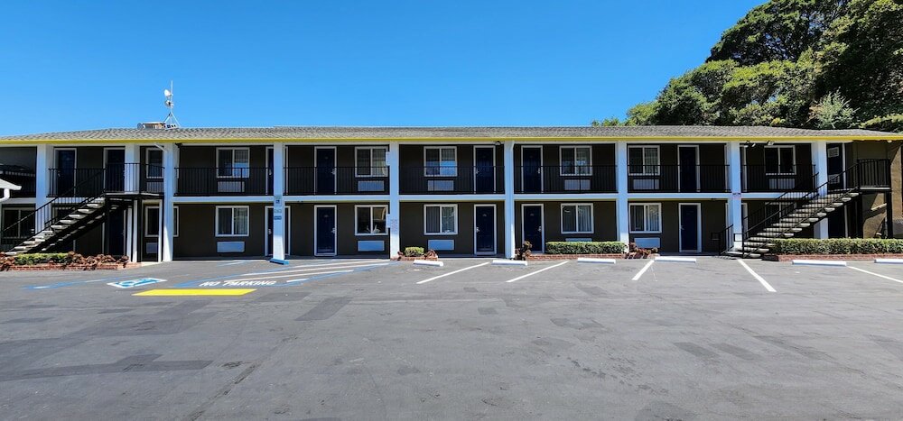 Фото Hotel Belmont