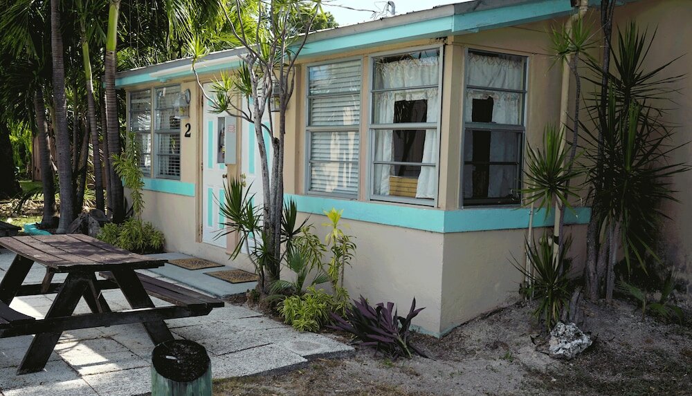 Фото Coconut Cove Resort and Marina