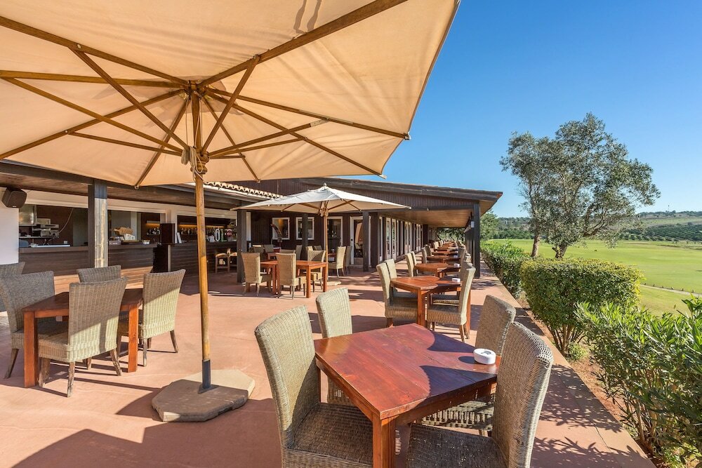 Фото Nau Morgado Golf & Country Club
