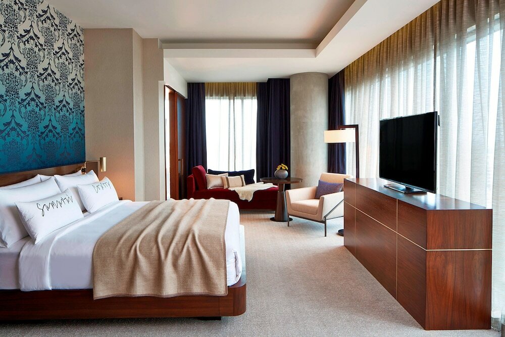 Фото Renaissance Dallas at Plano Legacy West Hotel