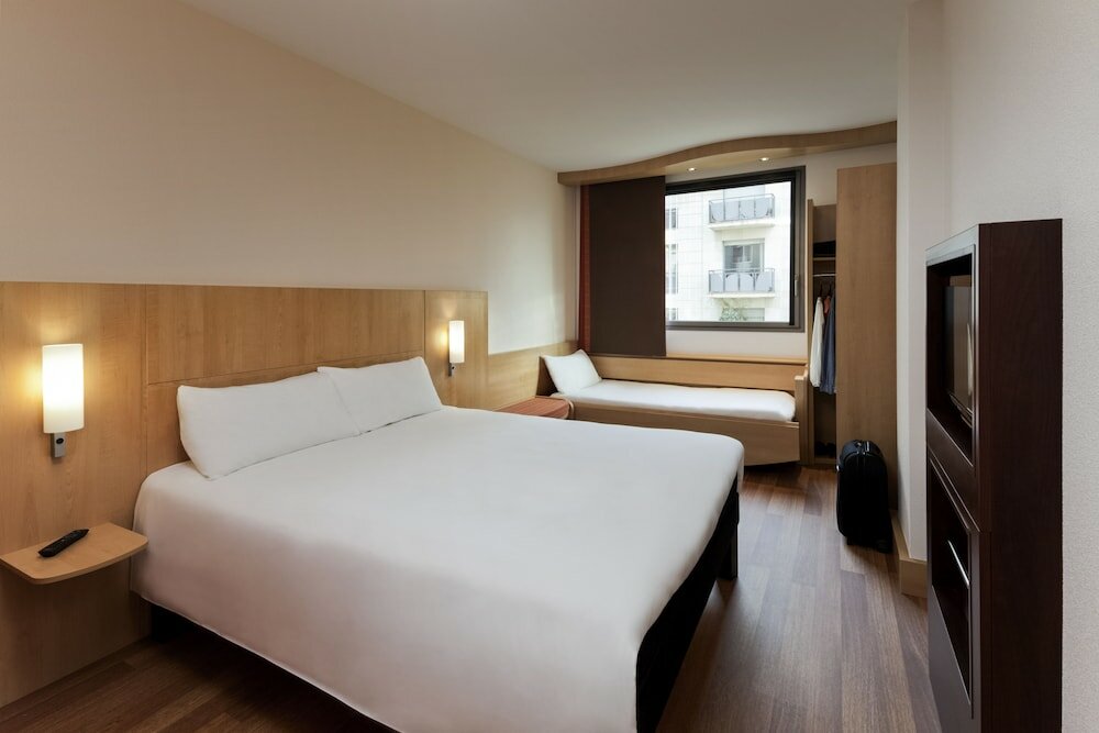 Фото Ibis Barcelona Plaza Glories 22