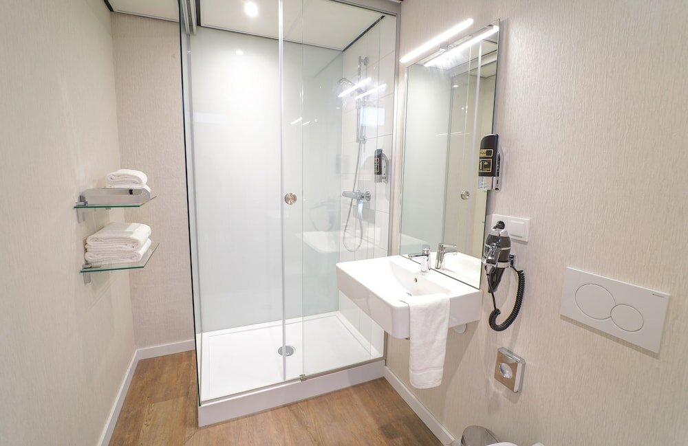 Фото The Fallon Hotel Alkmaar