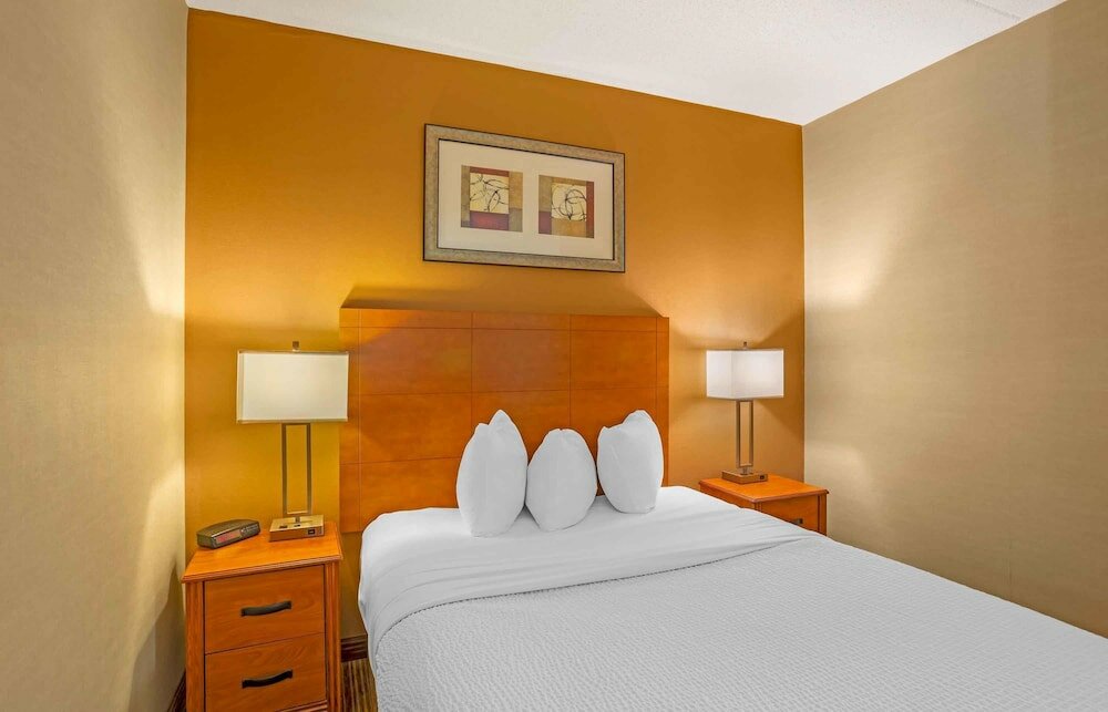 Фото MainStay Suites Of Lancaster County