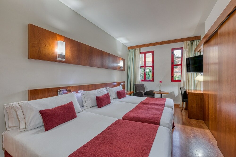 Фото Senator Huelva Hotel