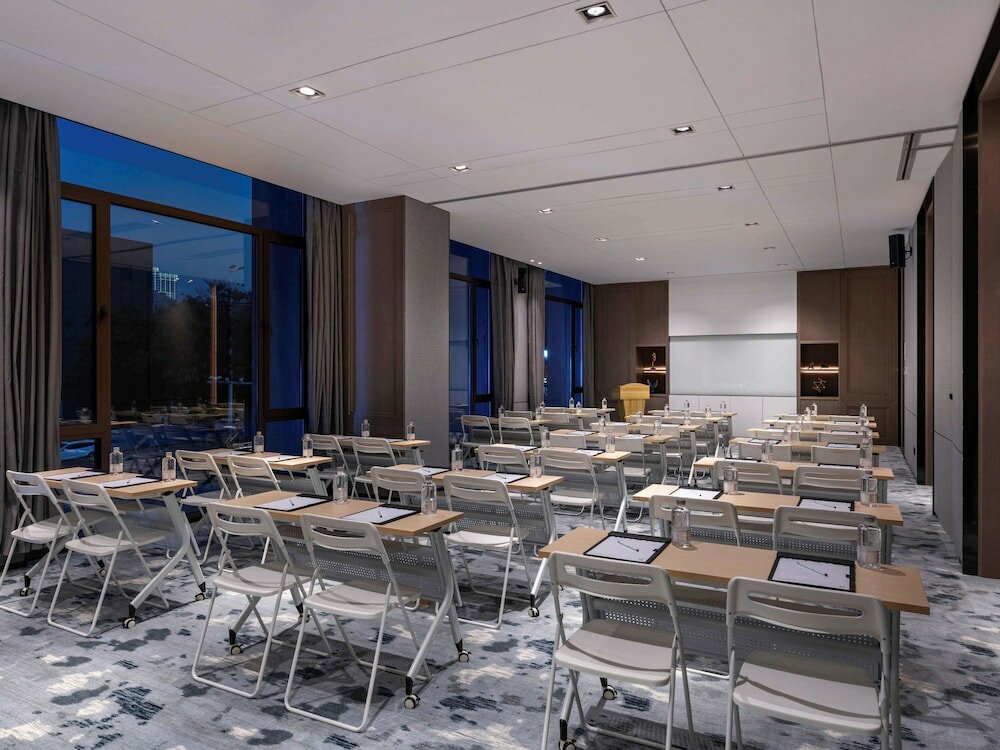 Фото Novotel Tianjin Drum Tower