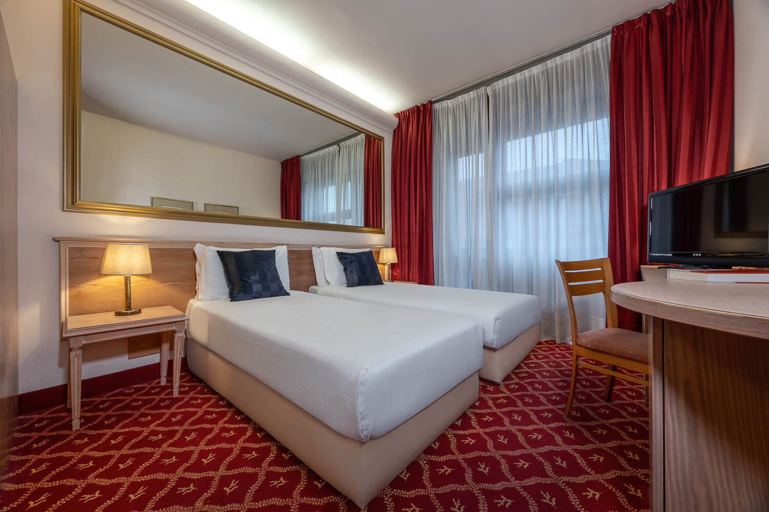 Фото IH Hotels Milano St John Sesto San Giovanni