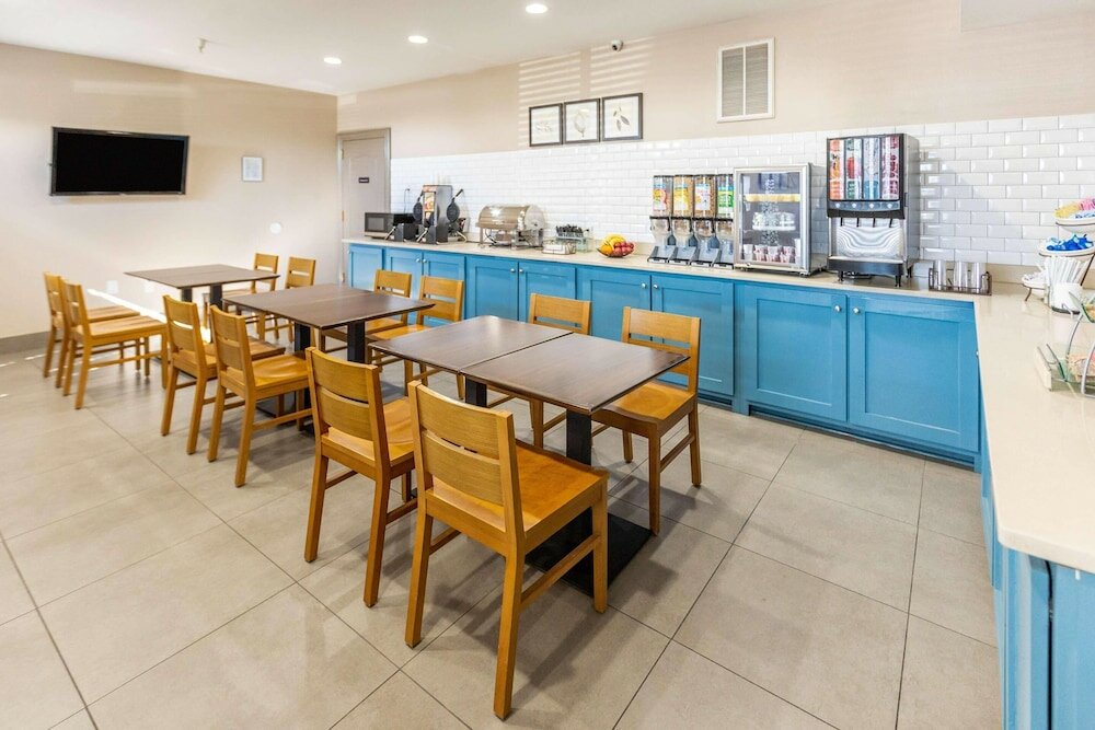 Фото Country Inn & Suites by Radisson, Smyrna, Ga