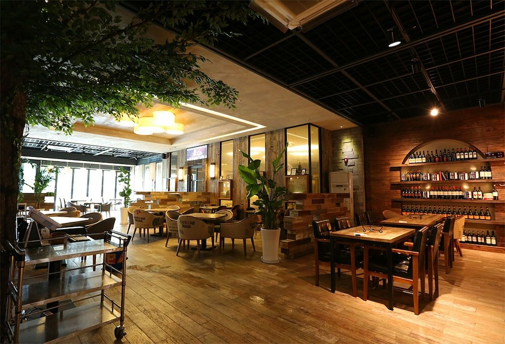 Фото Bucheon Hotel