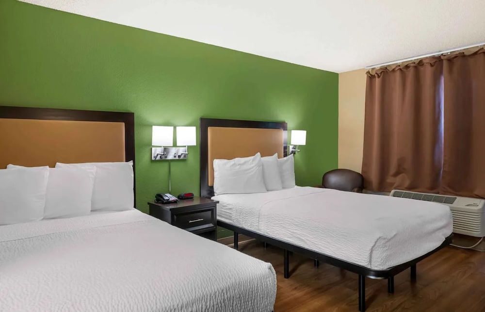 Фото Extended Stay America Suites Los Angeles La Mirada