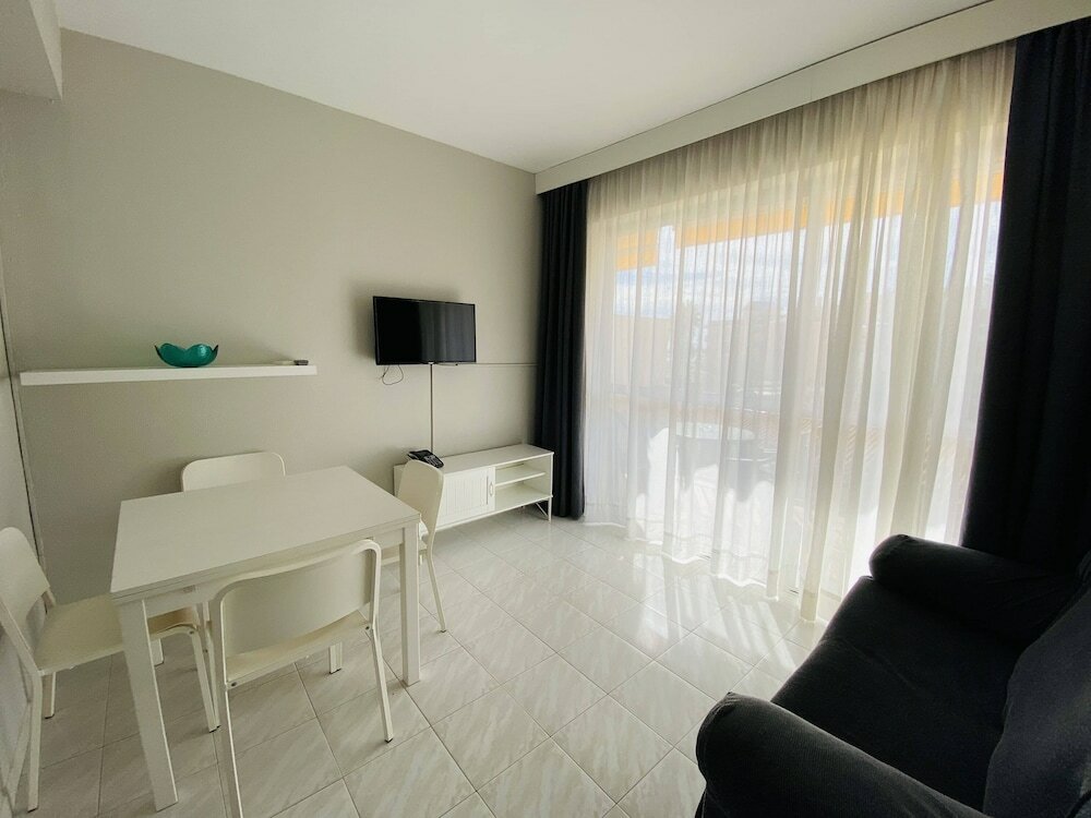 Фото Hotel Los Jazmines