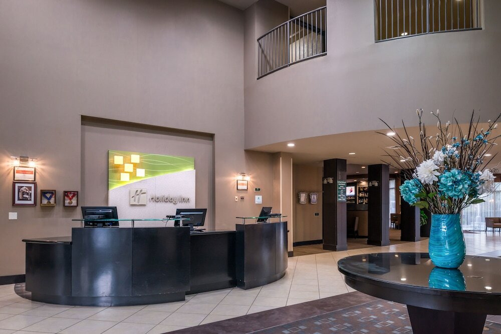 Фото Holiday Inn Ontario Airport, an Ihg Hotel