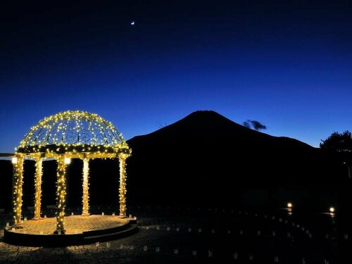 Внешний вид отеля Resort Hotel Mount Fuji в Яманакако, фото 4