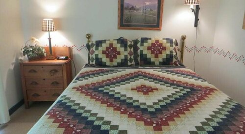 Гостиница Snyder's Shoreline Inn в Портленде