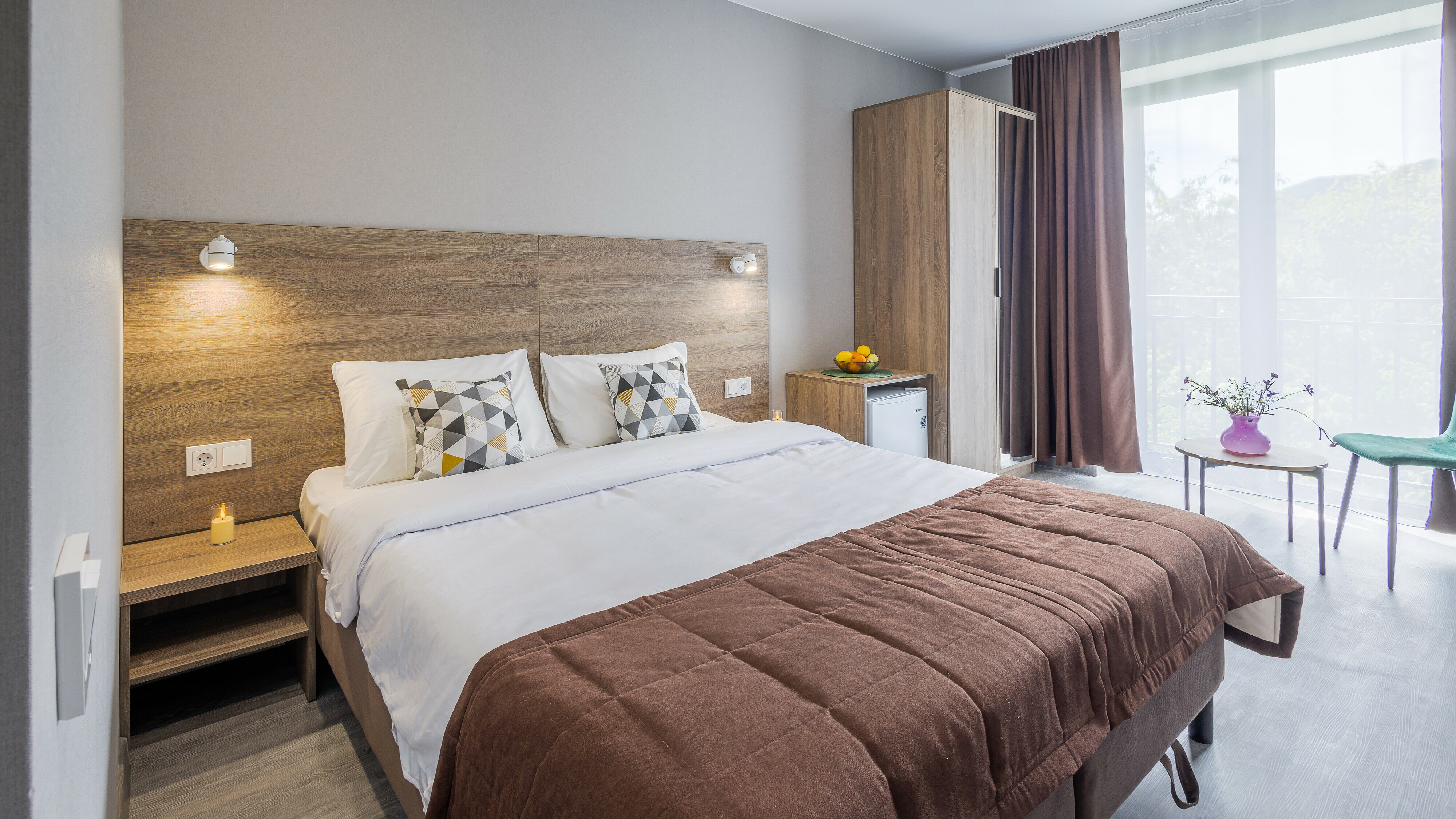 Фото отеля 2