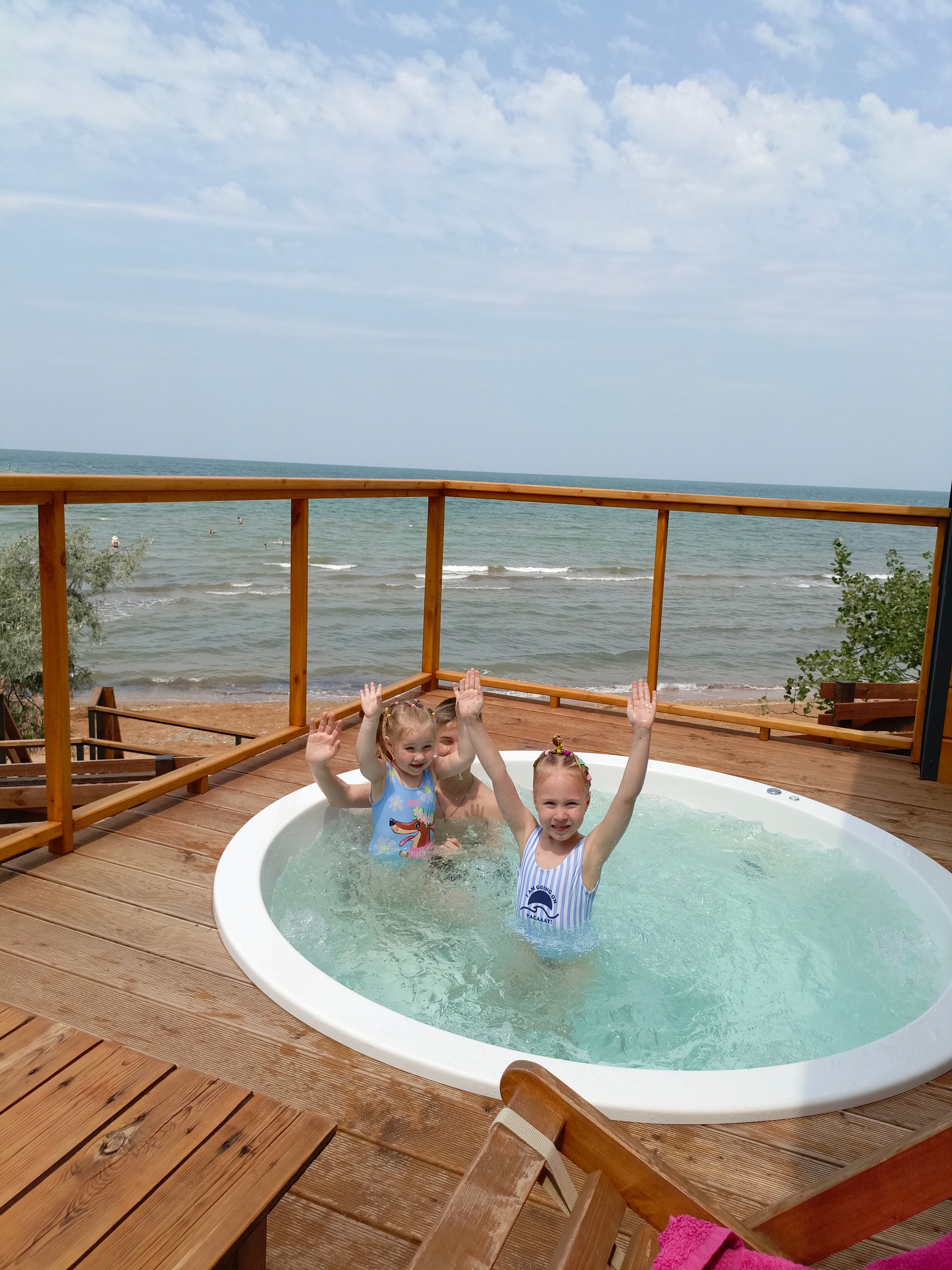 Фото Амбассадор