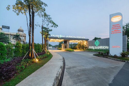 Гостиница Harris Suite Puri Mansion в Джакарте