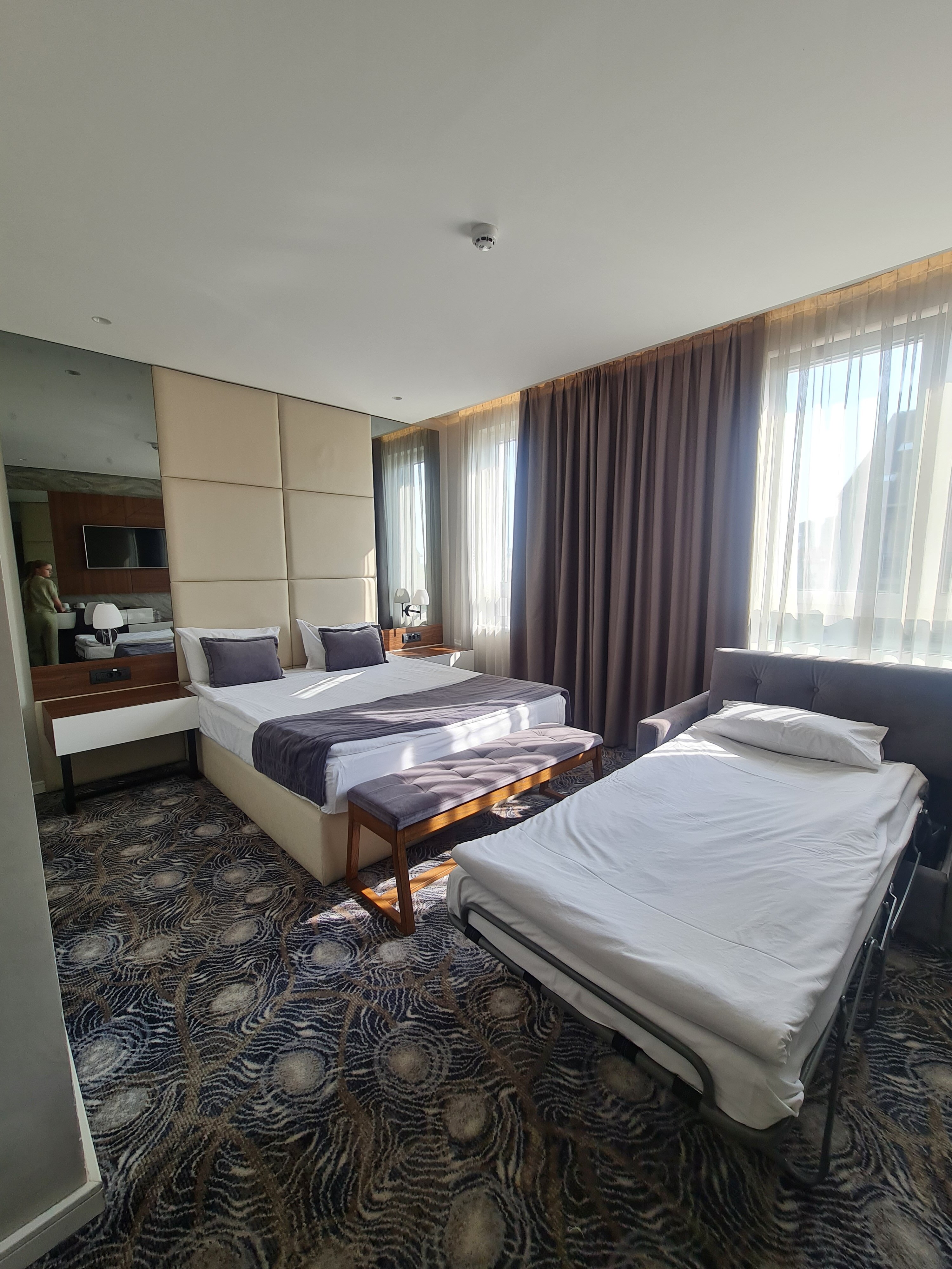 Фото Sky Garny Hotel Belgrade