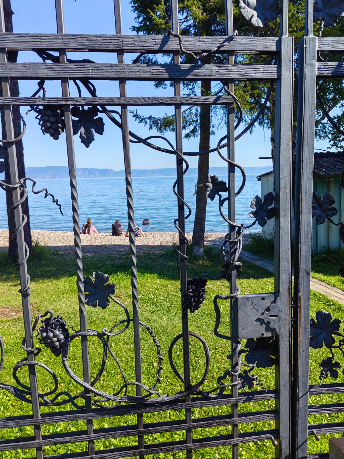 Фото отеля 2