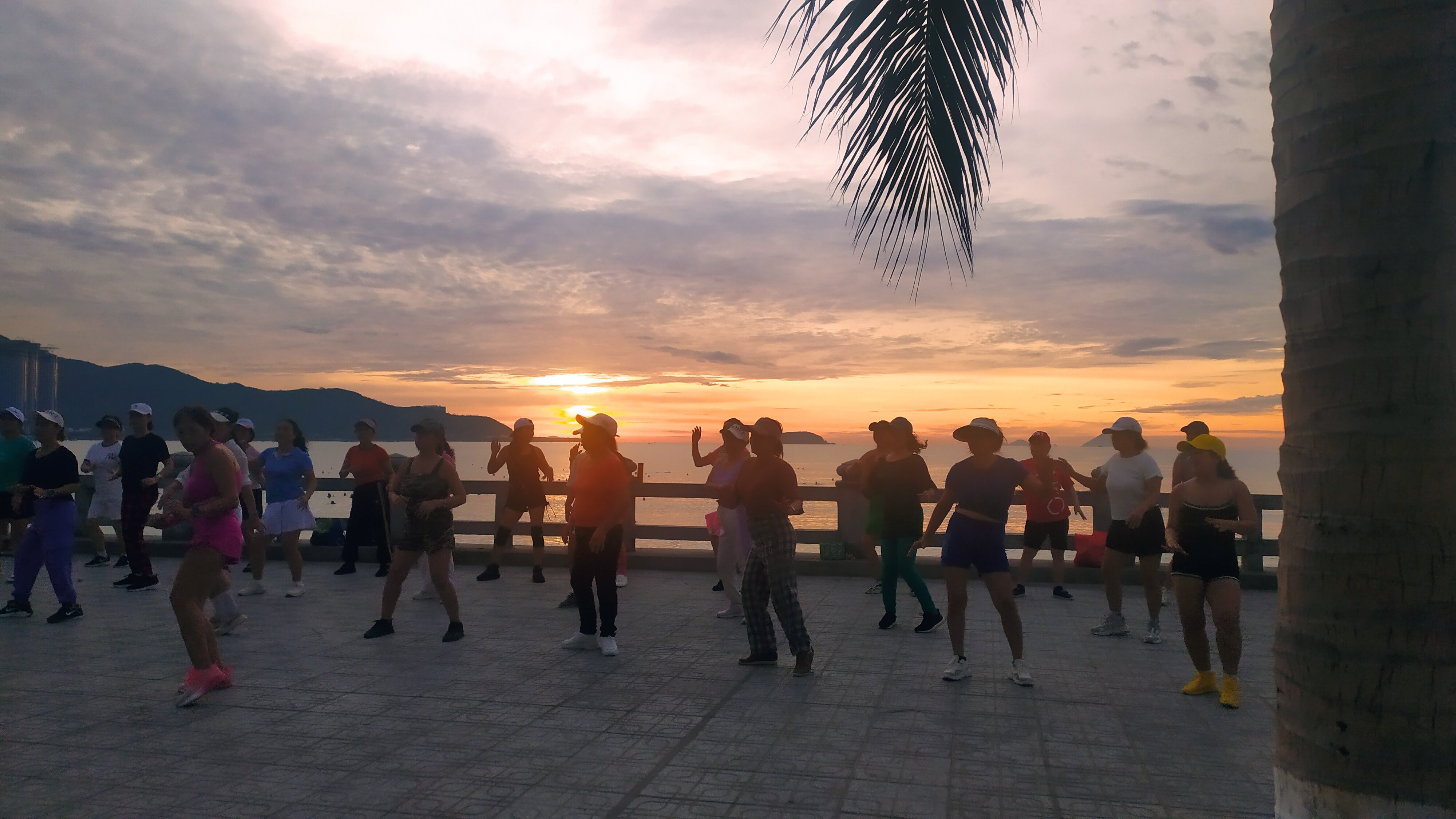 Фото SeaSing Boutique Hotel