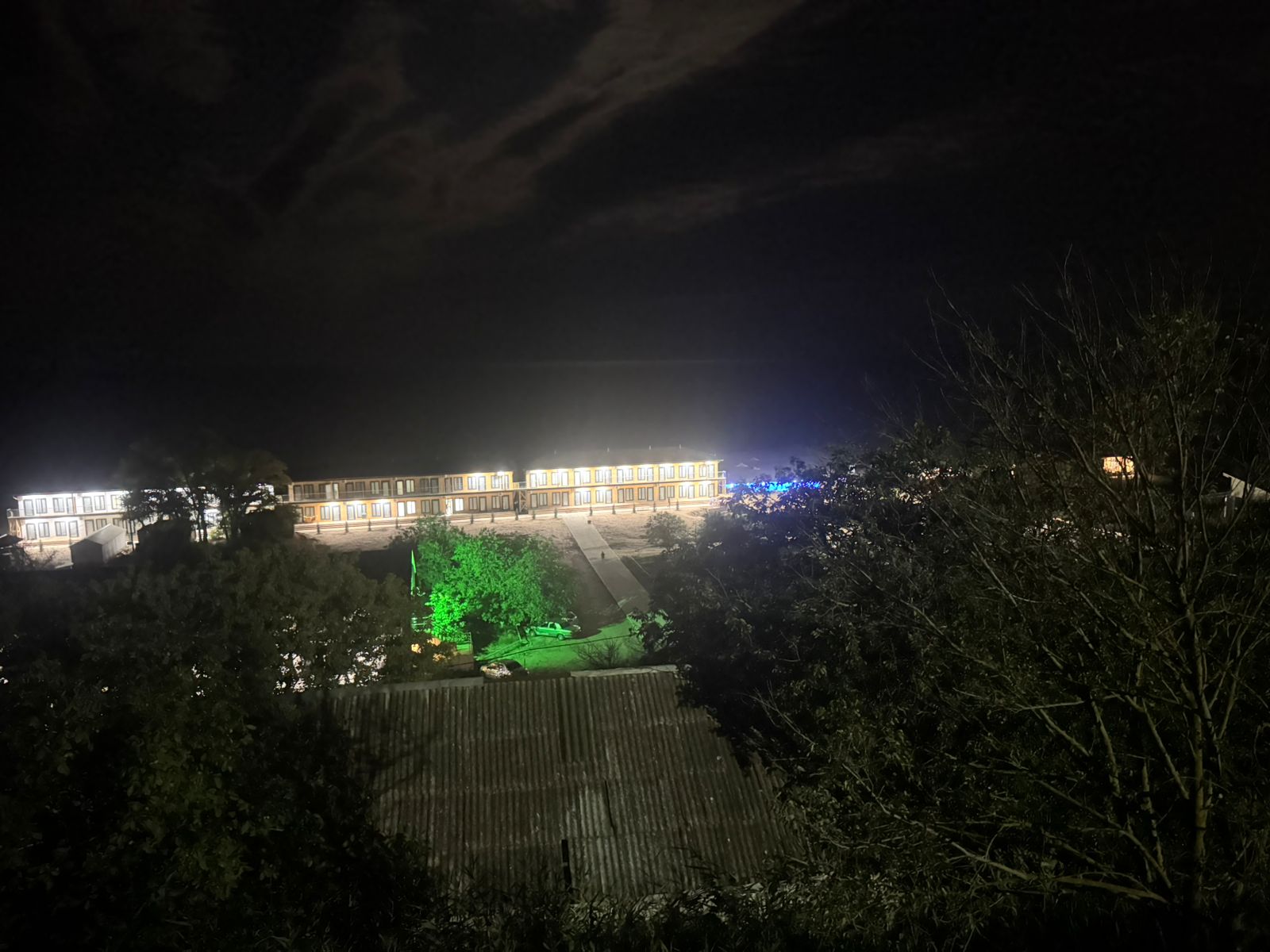 Фото отеля 2