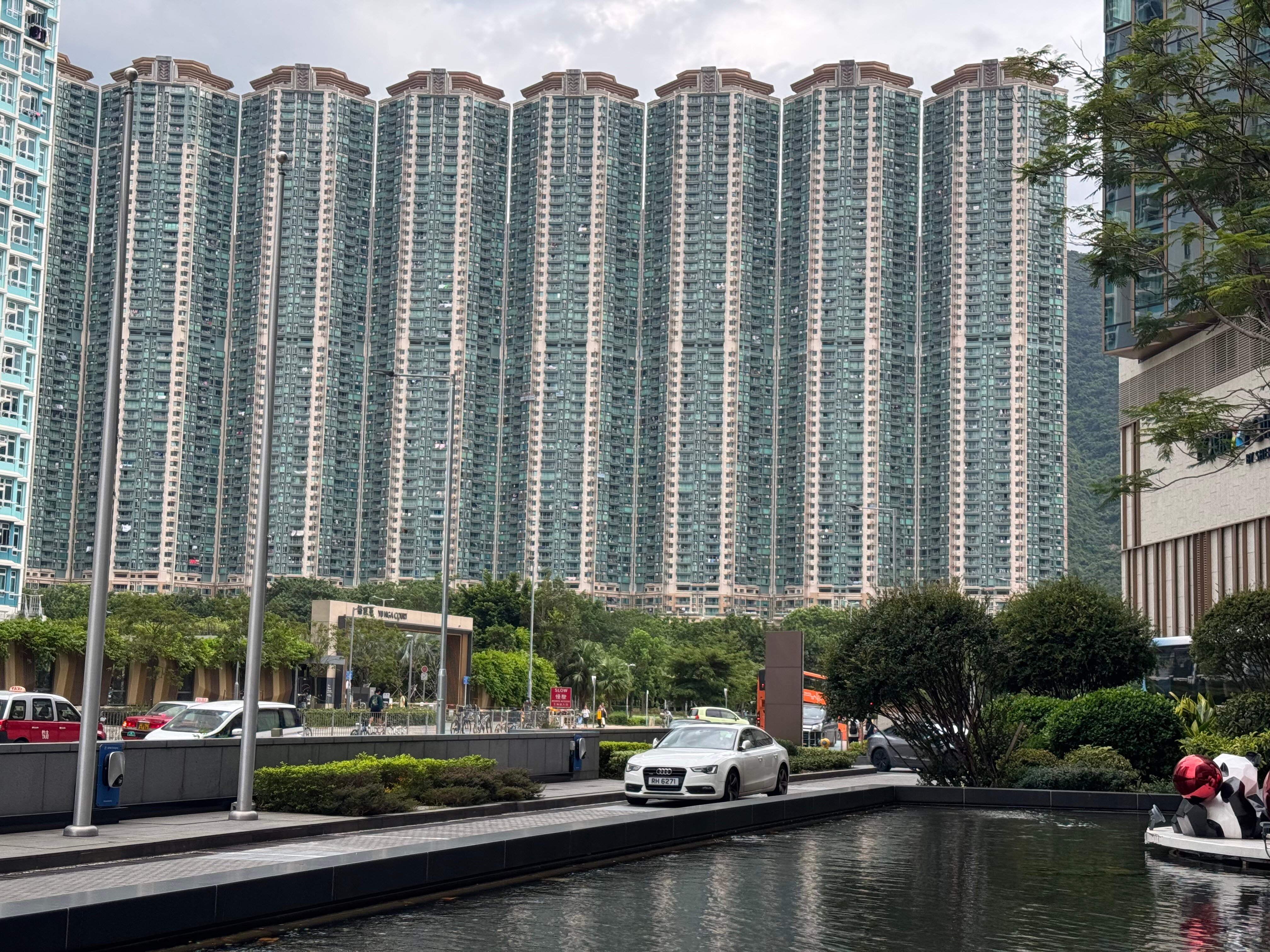 Фото Sheraton Hong Kong Tung Chung Hotel