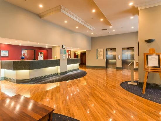 Фото Scenic Hotel Southern Cross