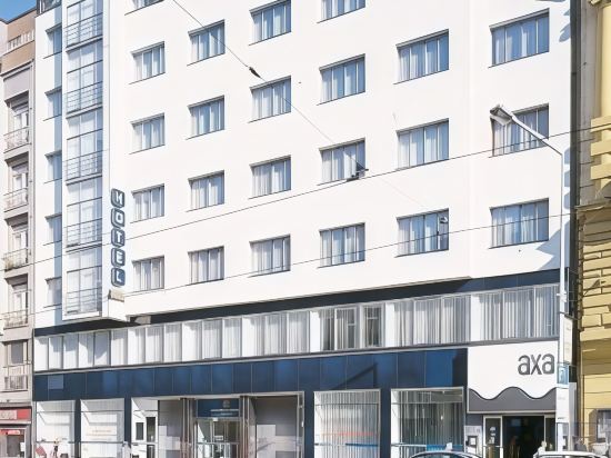 Фото отеля 1