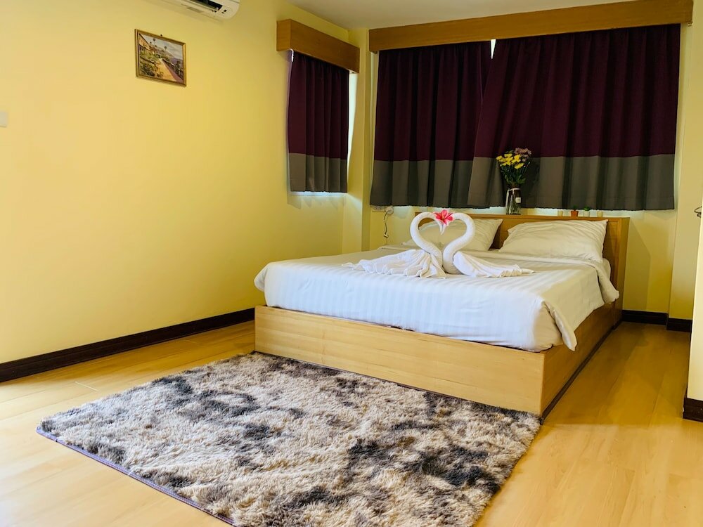 Фото J. P. Inn Pattaya