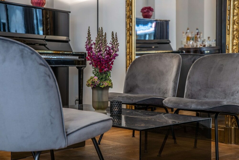 Фото Radisson Blu Schwarzer Bock Hotel