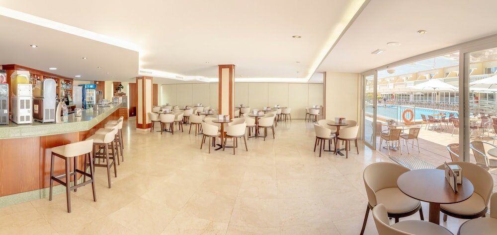 Фото Hotel Rh Casablanca & Suites
