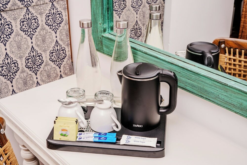 Фото Small House Boutique Guest House